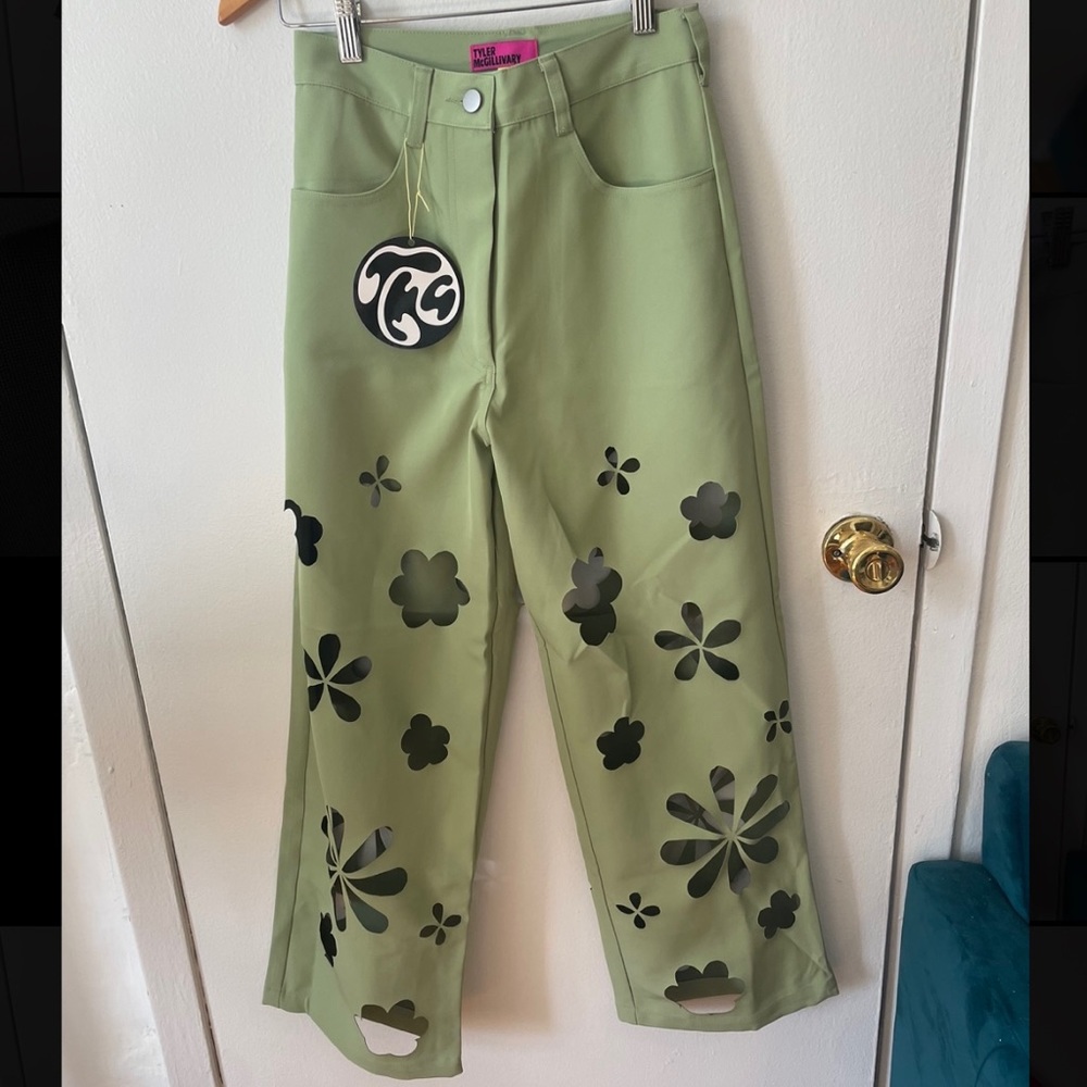 Tyler McGillivary cutout Lula Pant, Mint